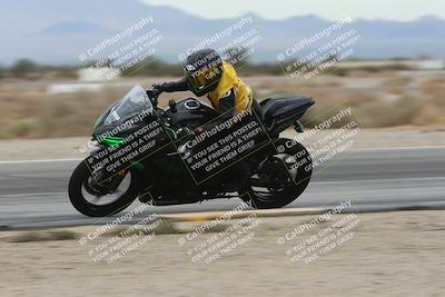 media/Sep-21-2025-Race Pace (Sun) [[98bf33ef95]]/Non Verified/3-Turn 15 Inside (9am)/